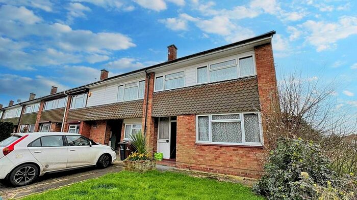 5 Bedroom Property To Rent In Conifer Close, Colchester, CO4