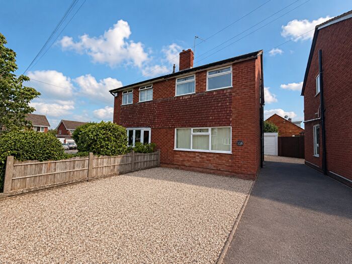 3 Bedroom Property To Rent In Hunter Avenue, Burntwood, WS7
