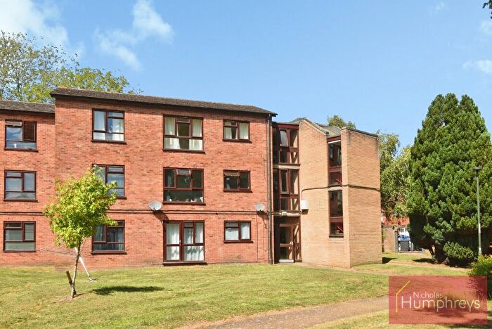 3 Bedroom Flat For Sale In Russet Grove, Eaton, NR4