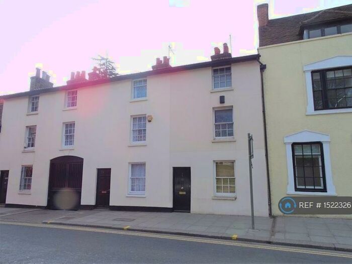 4 Bedroom Terraced House To Rent In Wood Street, London, EN5