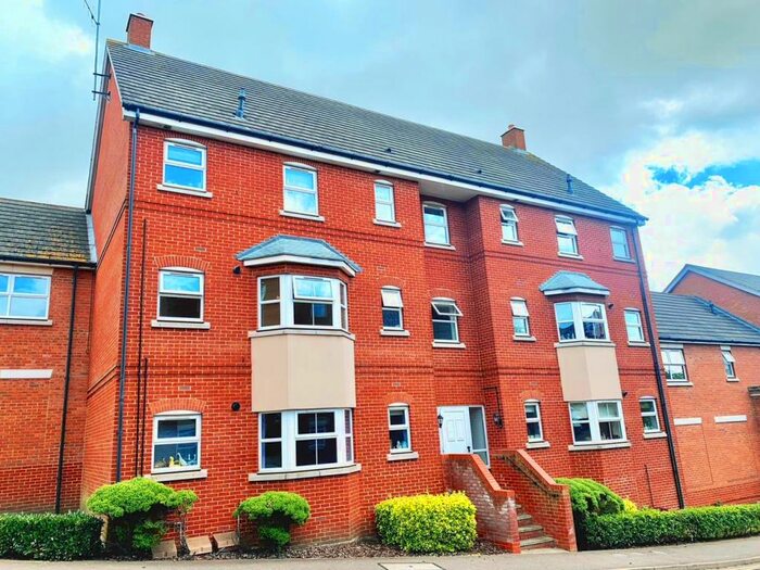 2 Bedroom Flat To Rent In Bramley Hill, Ipswich, IP4