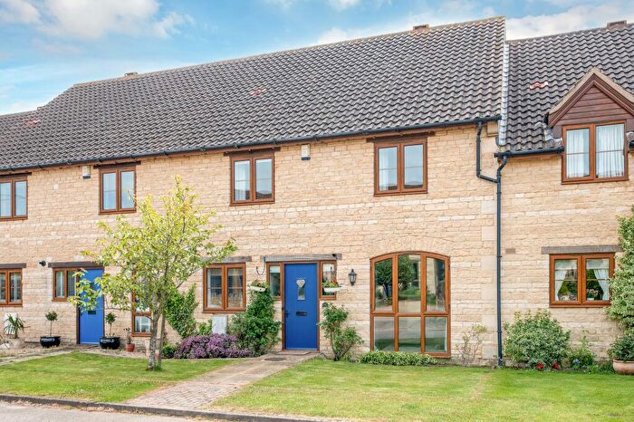 4 Bedroom Barn Conversion For Sale In Searson Close, Tallington, Stamford, PE9