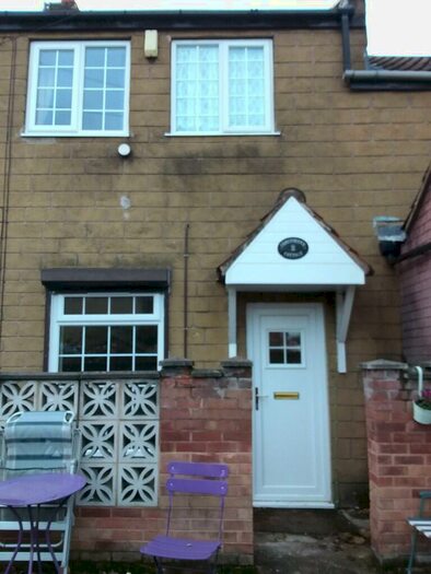 2 Bedroom Terraced House To Rent In Coachmans Cottage, Victoria Mews, DN8