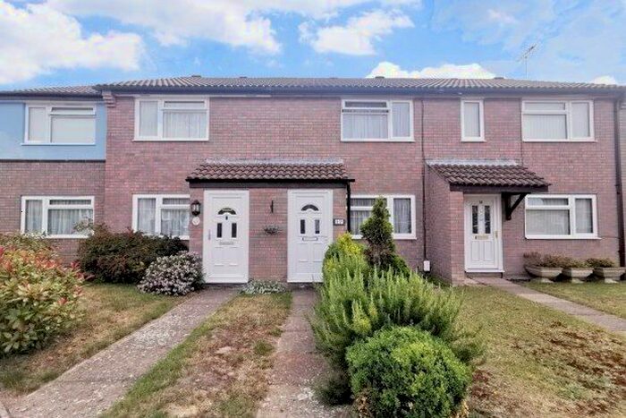 2 Bedroom Property To Rent In Warmwell Close, Poole BH17