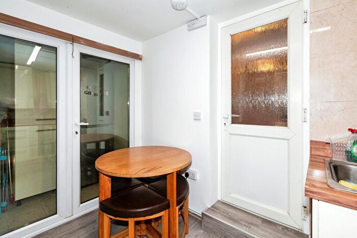 1 Bedroom House For Sale In Salt Hill Drive, Slough, SL1