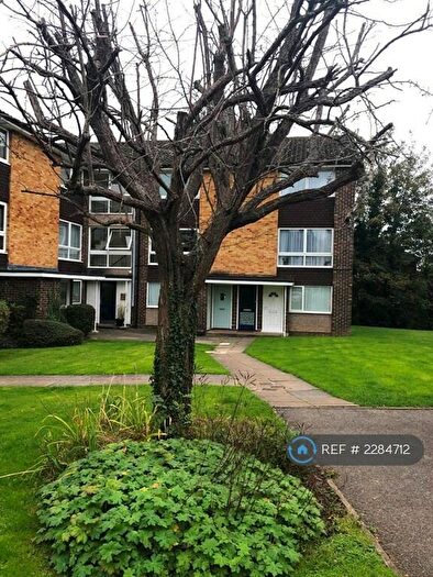 2 Bedroom Flat To Rent In Wokingham Road, Bracknell, RG42