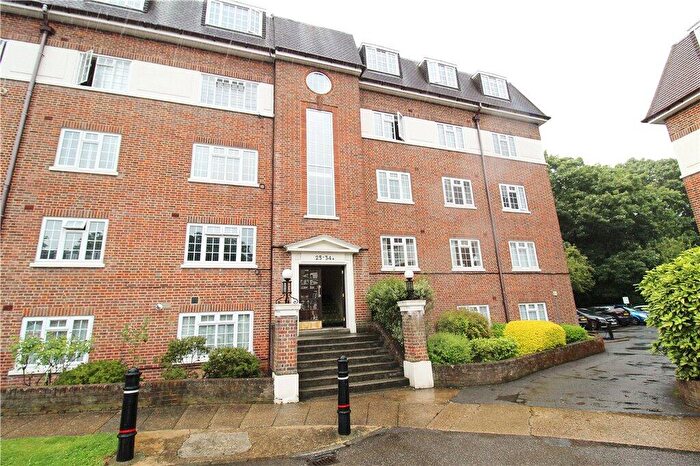 2 Bedroom Apartment To Rent In Sudbury Hill, Harrow, HA1