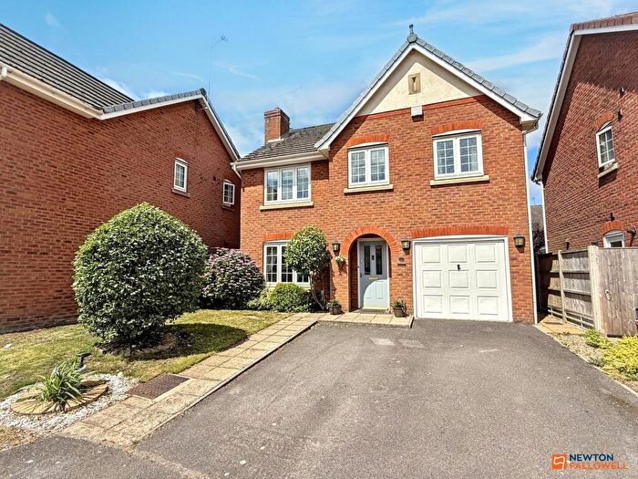 4 Bedroom Detached House For Sale In Jenkins Road, Coalville, LE67