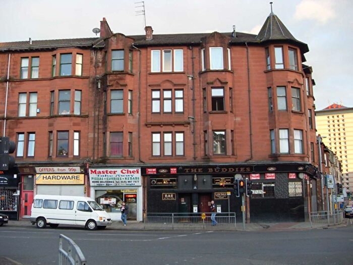 2 Bedroom Flat To Rent In Maxwelton Street, Paisley, PA1