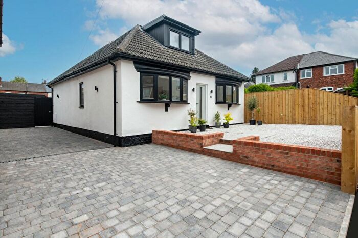 3 Bedroom Detached Bungalow For Sale In Hampden Street, Giltbrook, Nottingham, NG16