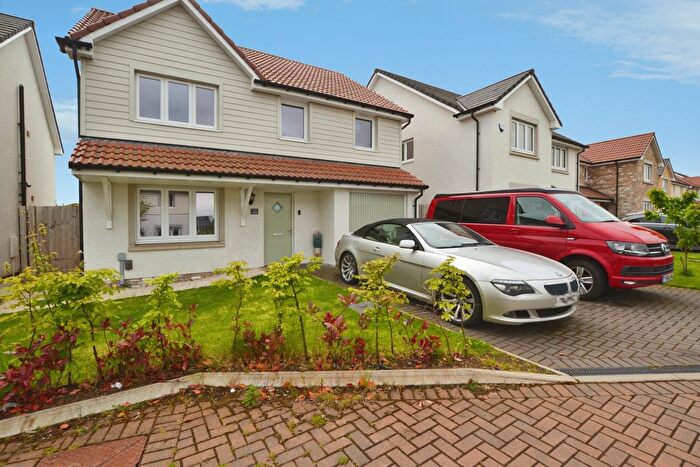 4 Bedroom Detached House To Rent In Blair Road, Calderwood, Livingston, EH53