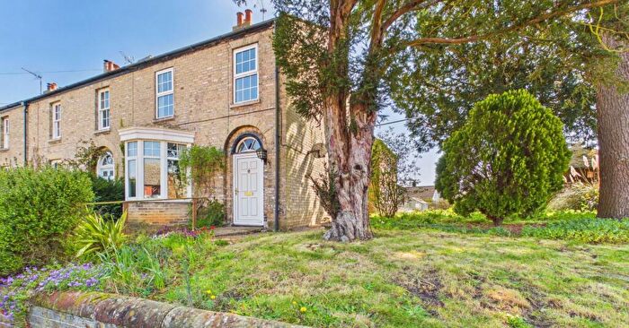 4 Bedroom End Of Terrace House For Sale In Wingfield Street, Bungay, Suffolk, NR35