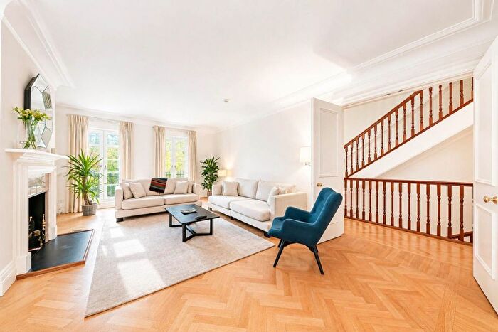 5 Bedroom Property For Sale In St Mary`S Place, Kensington Green, W8