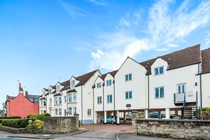 1 Bedroom Flat For Sale In High Street, Purton, SN5