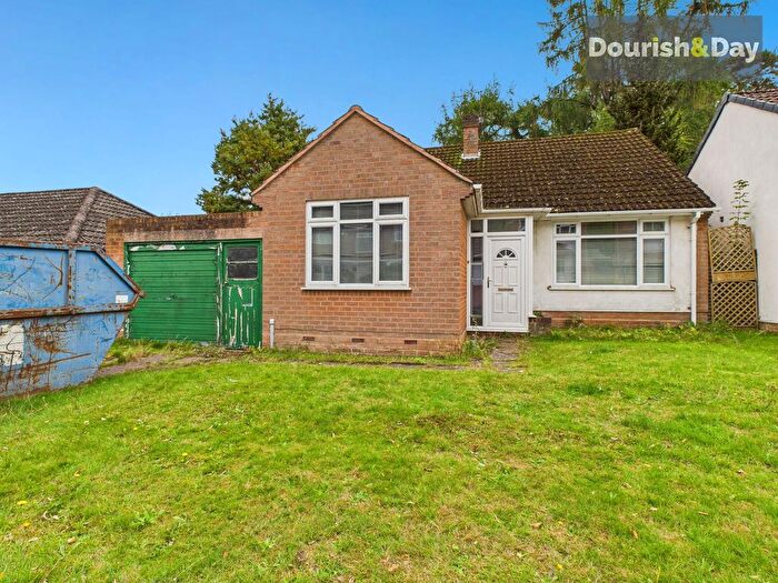 2 Bedroom Property For Sale In Beechwood Drive, Wolverhampton, WV6