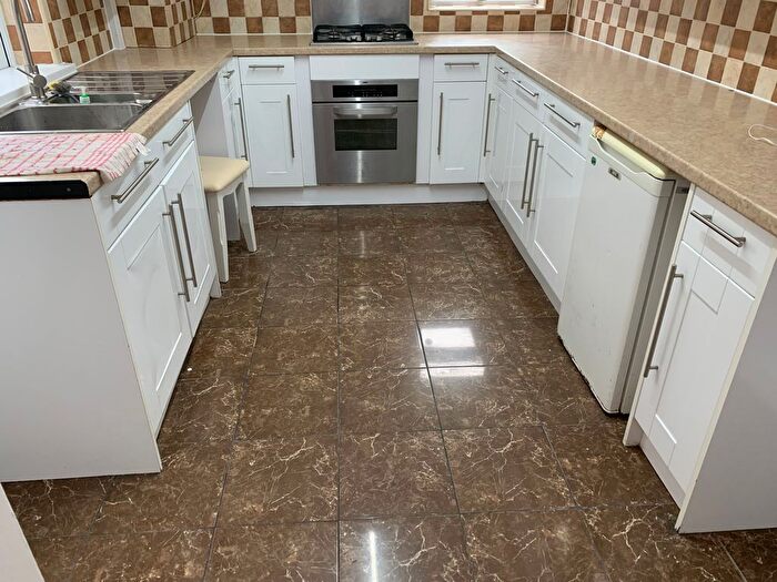 3 Bedroom Terraced House To Rent In St. Awdrys Road, Barking, IG11