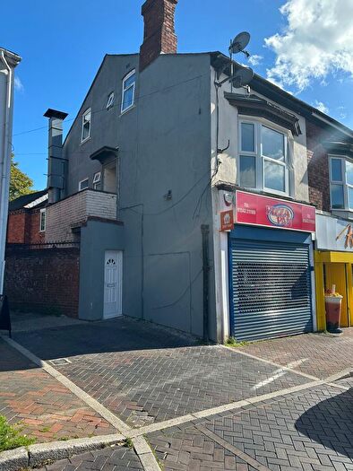 3 Bedroom Flat To Rent In Market Street, Cannock, WS12