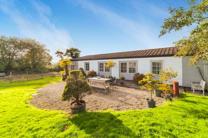 3 Bedroom Property For Sale In Green Lane, Ringmer, BN8