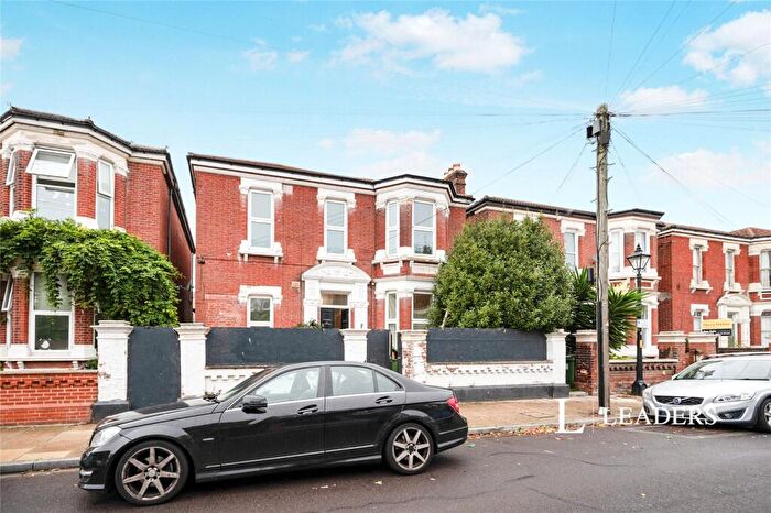 1 Bedroom Flat To Rent In Yarborough Road, Southsea, PO5