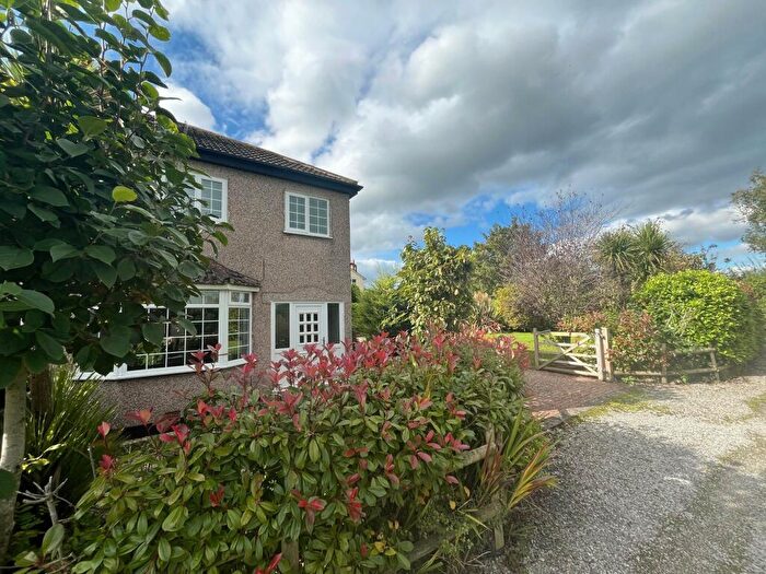 3 Bedroom Semi-Detached House For Sale In Woodland View, Childer Thornton, Ellesmere Port, Cheshire, CH66