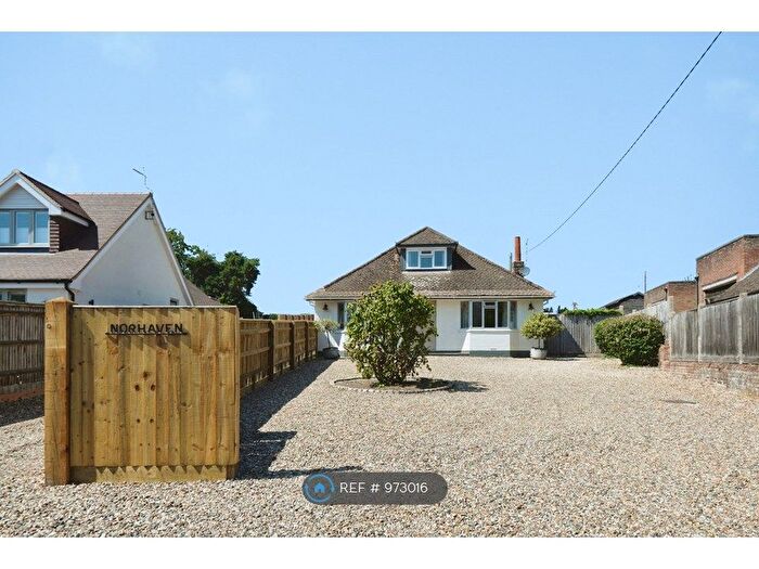 3 Bedroom Detached House To Rent In Grange Road, Berkshire, SL6