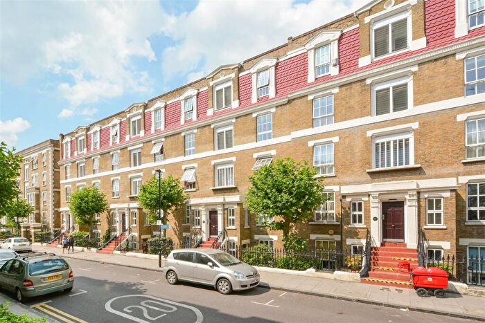 2 Bedroom Flat To Rent In Wilmot Street, London, E2
