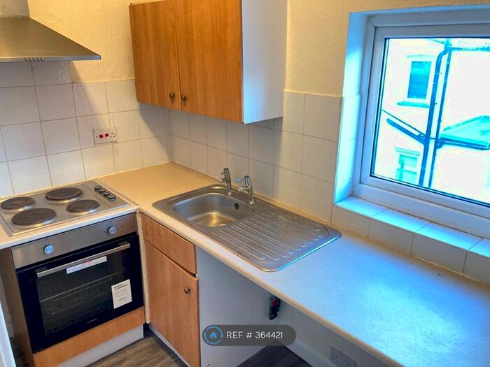 2 Bedroom Flat To Rent In Clare Street, Blackpool FY1