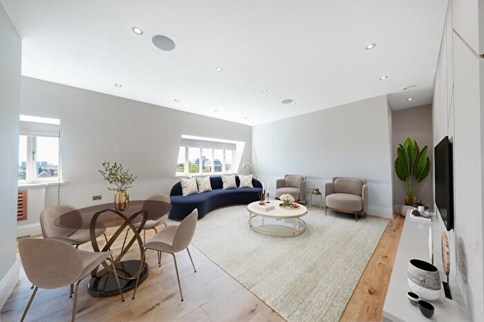 3 Bedroom Penthouse For Sale In Wellington Road, St John's Wood, London, NW8
