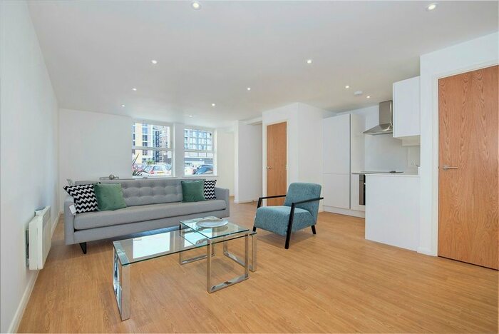 2 Bedroom Flat To Rent In Greenwich Quay, Clarence Road, Greenwich, SE8