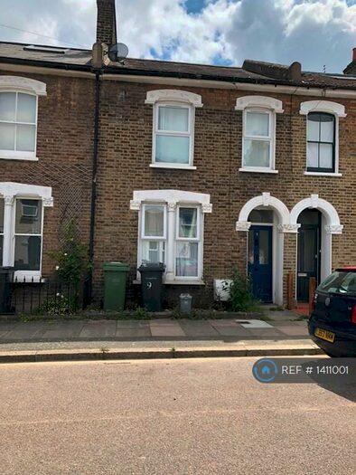 4 Bedroom Terraced House To Rent In Kneller Road, London, SE4
