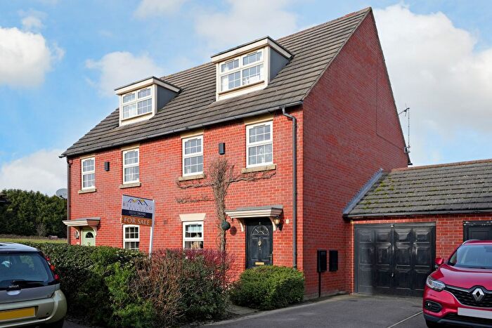 3 Bedroom Semi Detached House For Sale In Carlton Gate Drive, Kiveton Park, Sheffield, S26