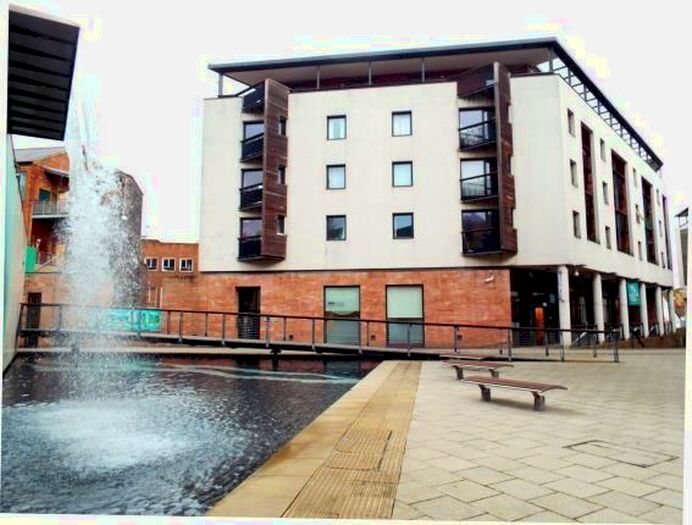 2 Bedroom Apartment To Rent In Superb Bedroom Apartment - Student, CV1