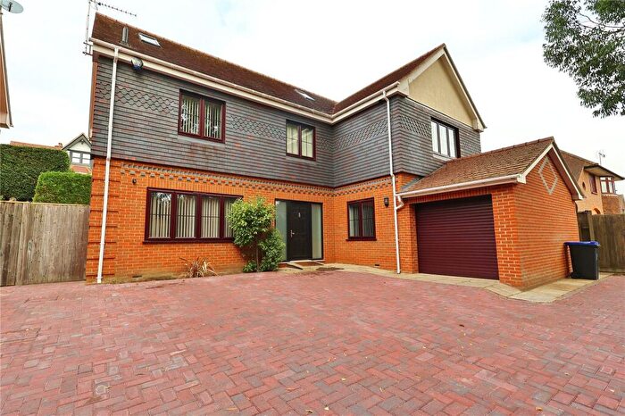 5 Bedroom Detached House To Rent In Orchard Drive, Horsell, Woking, Surrey, GU21