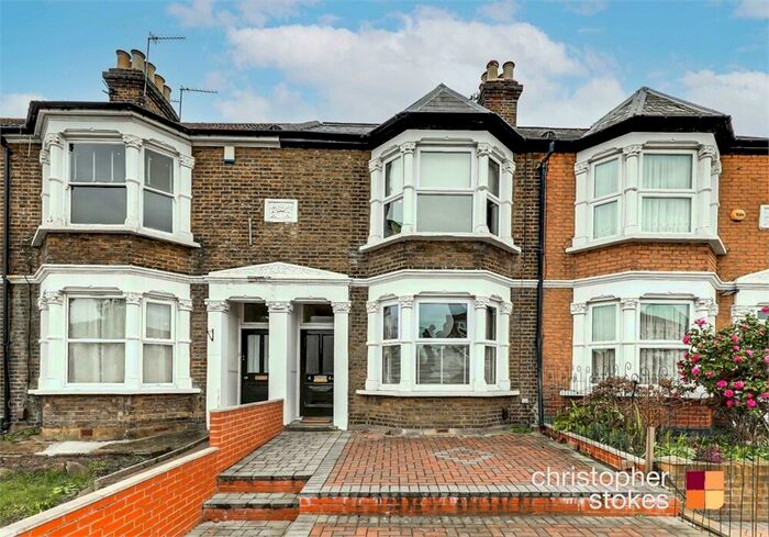 2 Bedroom Maisonette To Rent In Turners Hill, Cheshunt, Waltham Cross, Hertfordshire, EN8