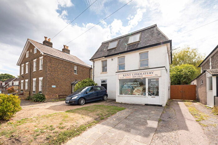 1 Bedroom Flat To Rent In Croydon Road, Keston, BR2