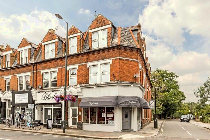 2 Bedroom Flat To Rent In Richmond Road, Twickenham, TW1