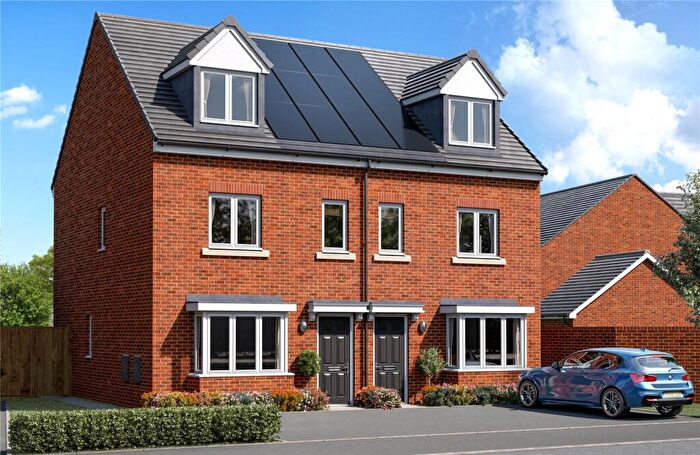 3 Bedroom Semi-Detached House For Sale In Goldcrest Avenue, Farington Moss, Leyland, PR26