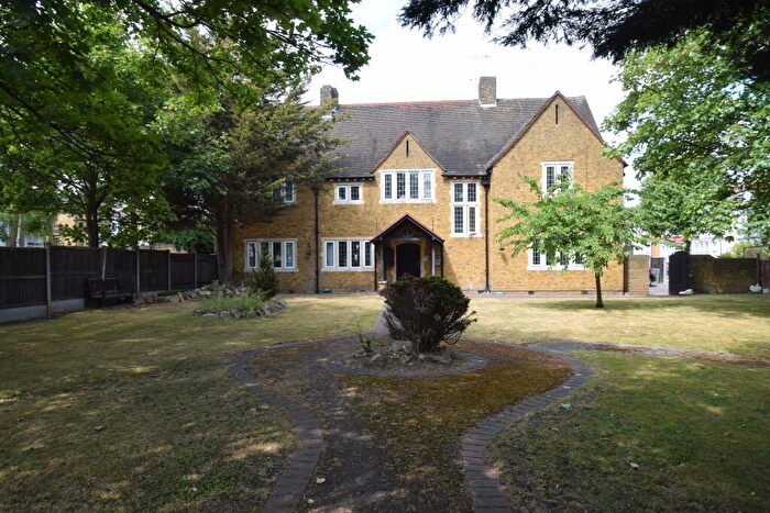 1 Bedroom Flat To Rent In Honiton Road, Southend On Sea, Essex, SS1