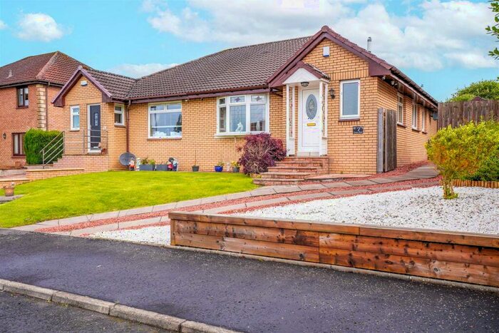 3 Bedroom Semi-Detached Bungalow For Sale In Cowan Wynd, Wishaw, ML2
