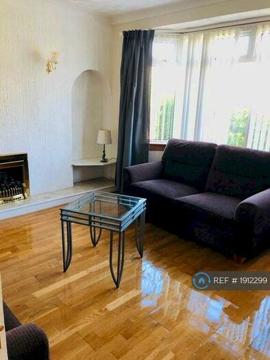 4 Bedroom Flat To Rent In Sighthill Loan, Edinburgh, EH11