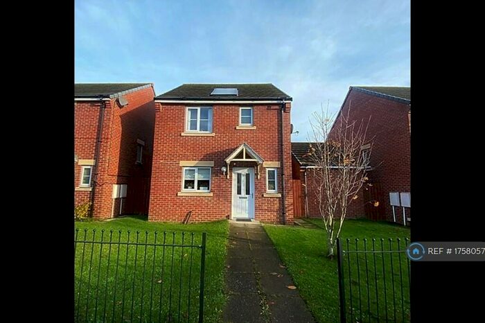3 Bedroom Detached House To Rent In Howdon Green, Wallsend, NE28