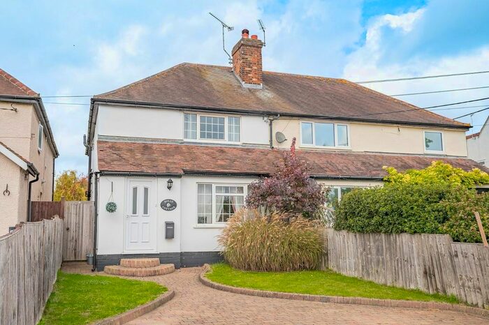 3 Bedroom Semi-Detached House For Sale In Tilegate Road, High Laver, Ongar, CM5