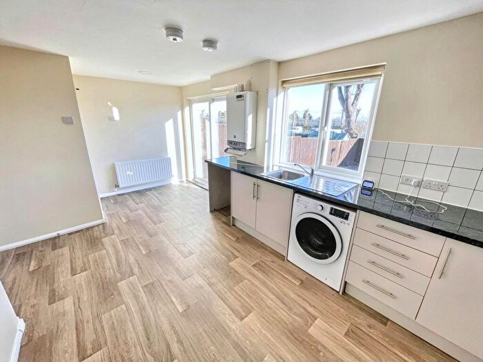 3 Bedroom Terraced House For Sale In Hillheads Road, Whitley Bay, Tyne And Wear, NE25