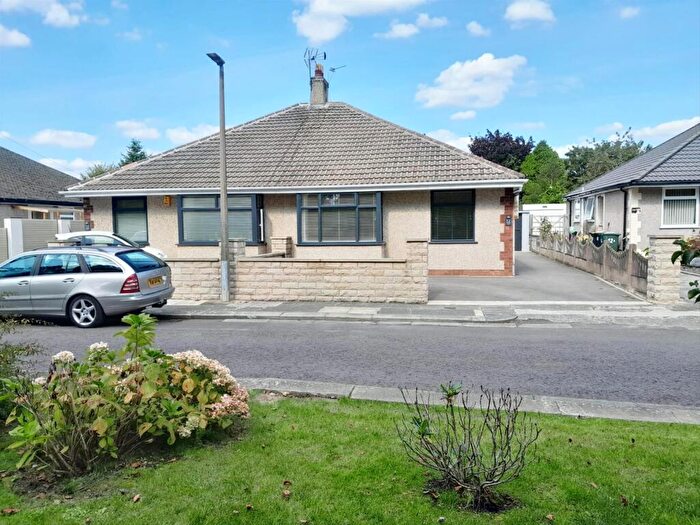 2 Bedroom Bungalow For Sale In Newlands Road, Morecambe, LA4