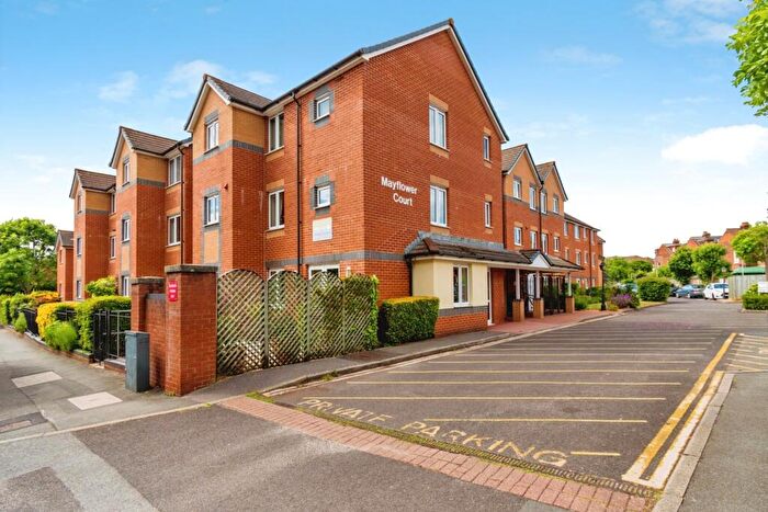 1 Bedroom Flat For Sale In Oakley Road, Southampton, Hampshire, SO16