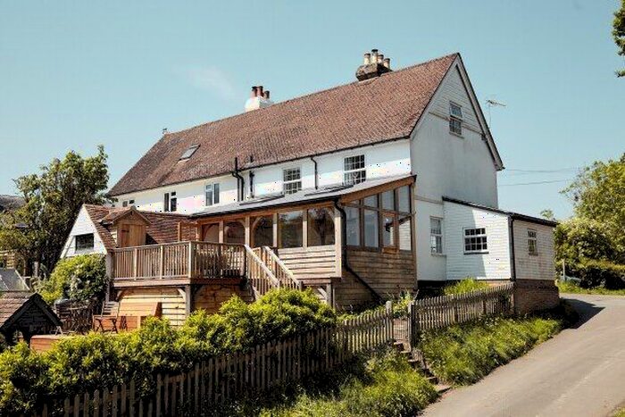 3 Bedroom Semi-Detached House To Rent In Woods Green, Wadhurst, TN5