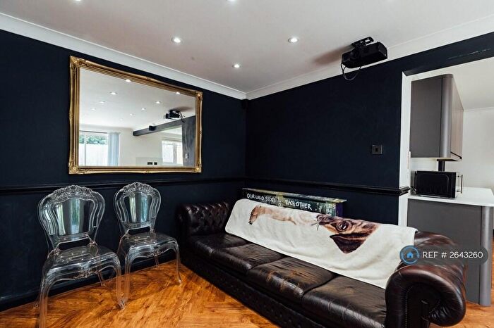 6 Bedroom Detached House To Rent In Ashleigh Drive, Loughborough, LE11