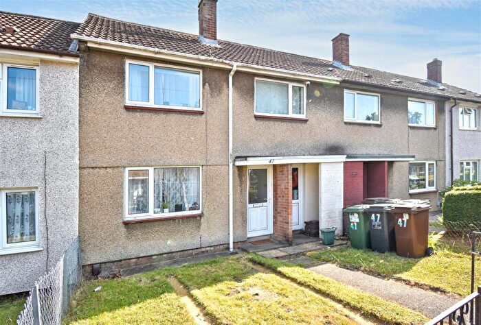 3 Bedroom Terraced House To Rent In York Road, Corby, NN18