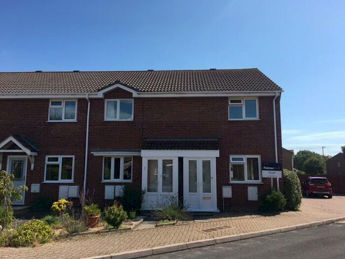 2 Bedroom House To Rent In Sundew Close - Weymouth, DT4