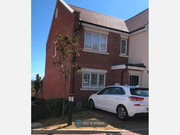 3 Bedroom Semi-Detached House To Rent In Little Acres Way, Hastings, TN35